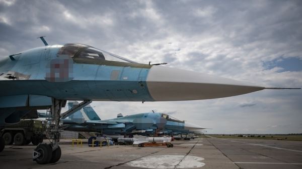 «В ходе боевых действий на Купянском направлении»: в ВС РФ заявили об авиаударе по пункту временной дислокации ВСУ