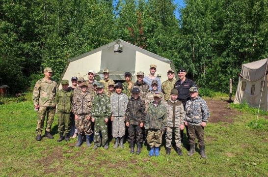 В Вологодской области для участников военно-спортивных сборов «Жара-2023» прошел урок мужества